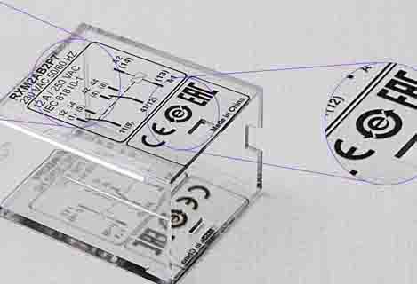Наносекундная лазерная маркировка прозрачного пластика без карбонизации