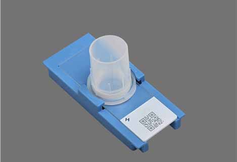 УФ-лазер мощностью 5 Вт для высокоточной маркировки QR-кодов на пластике